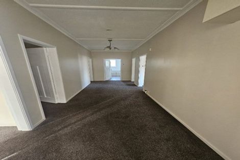 Photo of property in 143 Rongotai Road, Kilbirnie, Wellington, 6022