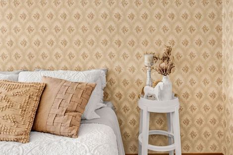 Photo of property in 240 Waihi Road, Hawera, 4610