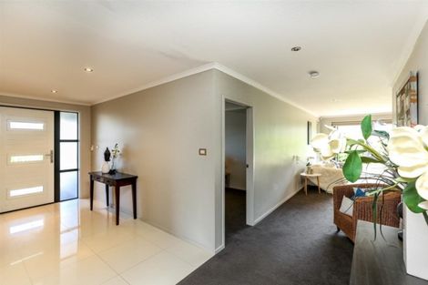 Photo of property in 9 St Andrews Parkway, Waiwhakaiho, New Plymouth, 4312