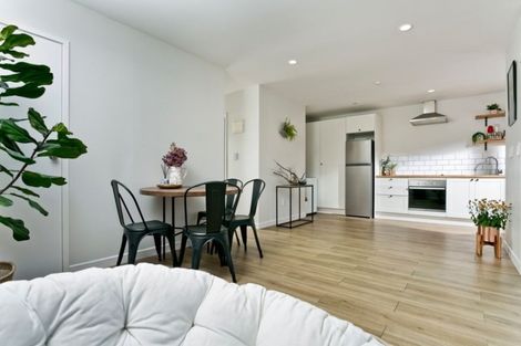 Photo of property in 19/3 The Avenue, Albany, Auckland, 0632