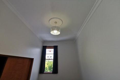 Photo of property in 138 Russell Terrace, Berhampore, Wellington, 6023