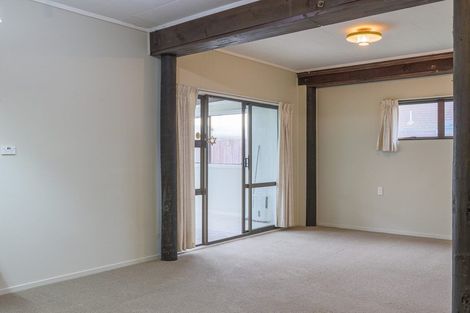 Photo of property in 18 Tawhara Place, Edgecumbe, 3120