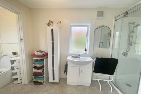 Photo of property in 160 Main South Road, Green Island, Dunedin, 9018