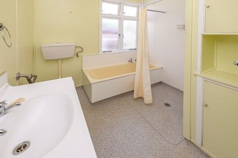 Photo of property in 8 Porritt Street, Saint Johns Hill, Whanganui, 4500