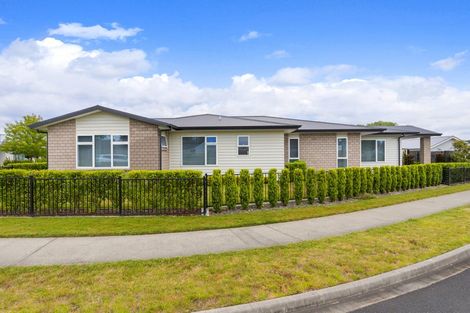 Photo of property in 2 Bastille Court, Rangatira Park, Taupo, 3330