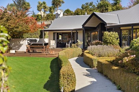 Photo of property in 5 Gretton Way, Lower Shotover, Queenstown, 9371