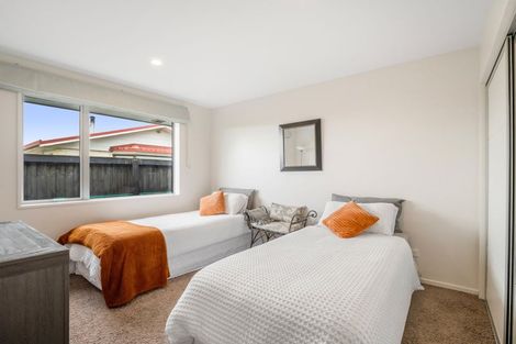 Photo of property in 22 Sequoia Way, Rangiora, 7400