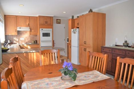Photo of property in 9 Old Coach Road South, Otaki Beach, Otaki, 5512