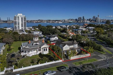 Photo of property in 43 Stanley Point Road, Stanley Point, Auckland, 0624