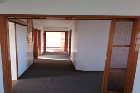 Photo of property in 2 Challinor Street, Pakuranga, Auckland, 2010