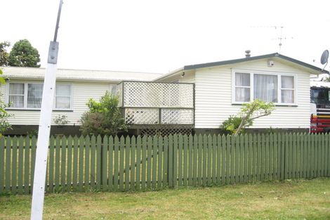 Photo of property in 33 Tatariki Street, Rosehill, Papakura, 2113