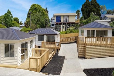 Photo of property in 1b Kohekohe Street, New Lynn, Auckland, 0600