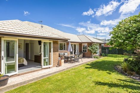 Photo of property in 42 Grimseys Road, Redwood, Christchurch, 8051