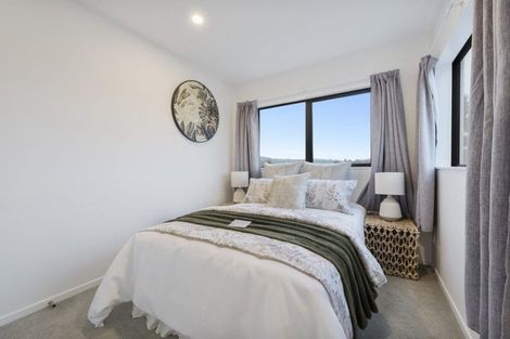 Photo of property in 4/535 Swanson Road, Ranui, Auckland, 0612