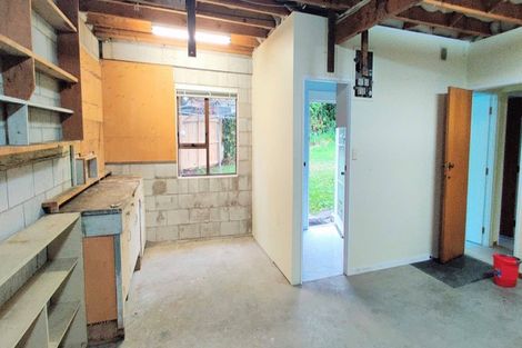 Photo of property in 41 Miltonia Avenue, Te Atatu South, Auckland, 0610