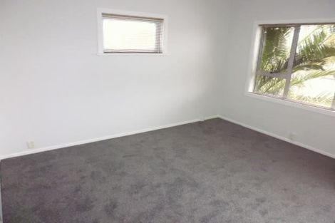 Photo of property in 16 Valentine Street, Papakura, 2110