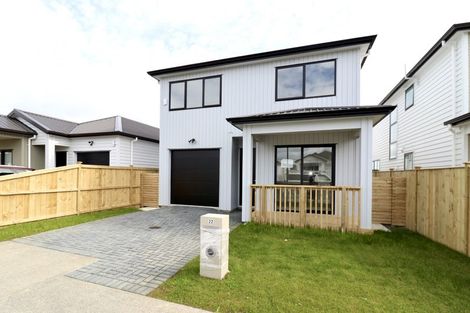 Photo of property in 22 Woven Place, Karaka, Papakura, 2113