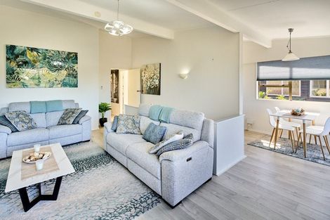 Photo of property in 27 Old Coach Road, Johnsonville, Wellington, 6037