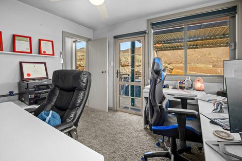 Photo of property in 30 Kerry Street, Alexandra, 9320