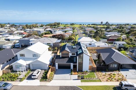 Photo of property in 7 Te Ara O Ngakeiha, Fitzroy, New Plymouth, 4312