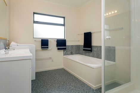 Photo of property in 100 Lakewood Drive, Nukuhau, Taupo, 3330