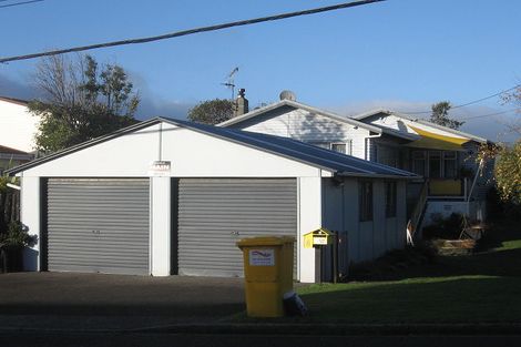 Photo of property in 8 Menin Road, Raumati South, Paraparaumu, 5032