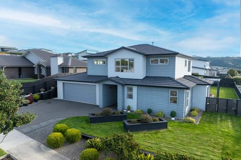 Photo of property in 10 Margaret Shields Avenue, Aotea, Porirua, 5024