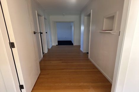 Photo of property in 8 Landscape Road, Pukekohe, 2120