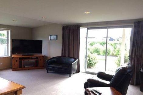 Photo of property in 12a Alpha Close, Wanaka, 9305