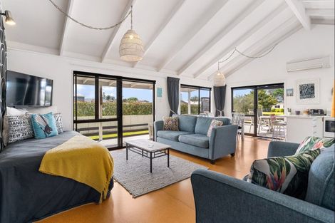 Photo of property in 215a Kiwi Road, Whangamata, 3620