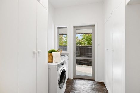 Photo of property in 9 Kotare Street, Fendalton, Christchurch, 8041