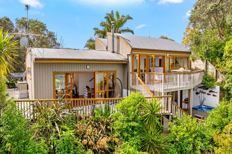 Photo of property in 417 Leigh Road, Whangateau, 0985