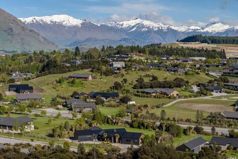 Photo of property in 7 Highfield Ridge, Wanaka, 9305