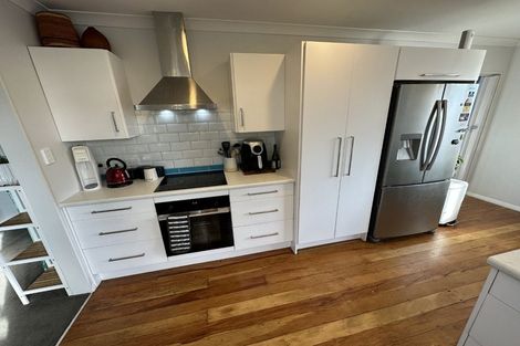 Photo of property in 2 Mcduff Place, Havelock North, 4130