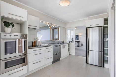 Photo of property in 6/6 Bruce Street, Northcote Point, Auckland, 0627
