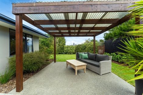 Photo of property in 8 Ngawhatu Road, Stoke, Nelson, 7011