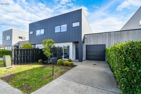 Photo of property in 6 Hoiho Road, Pukekohe, 2120