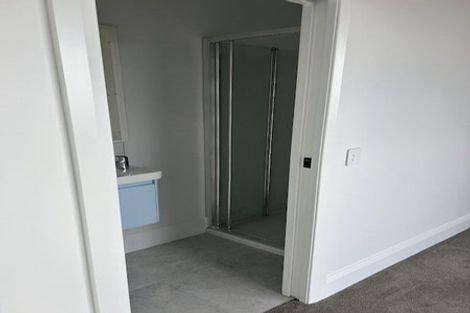 Photo of property in 10a Oriental Terrace, Mount Victoria, Wellington, 6011