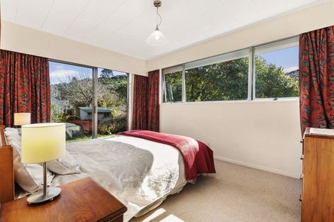 Photo of property in 23 Parkvale Road, Karori, Wellington, 6012