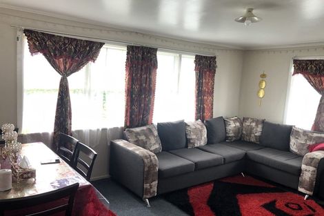 Photo of property in 2/42 Halsey Road, Manurewa, Auckland, 2102