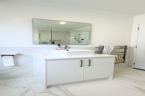 Photo of property in 54 Scarlet Oak Drive, Schnapper Rock, Auckland, 0632