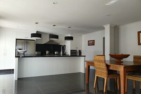 Photo of property in 61 Sunningdale Street, Wattle Downs, Auckland, 2103