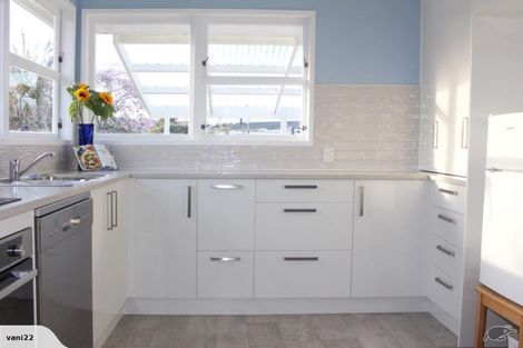 Photo of property in 37a Hatton Road, Orewa, 0931