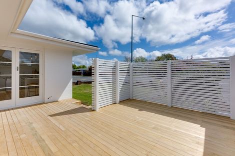 Photo of property in 1/169 Kendal Avenue, Burnside, Christchurch, 8053