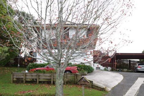 Photo of property in 24 Judkins Crescent, Cockle Bay, Auckland, 2014