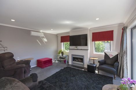 Photo of property in 27 Telford Way, Raumati Beach, Paraparaumu, 5032