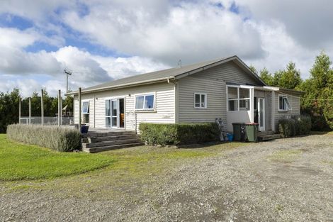 Photo of property in 77 Matarikoriko Road, Brixton, Waitara, 4382