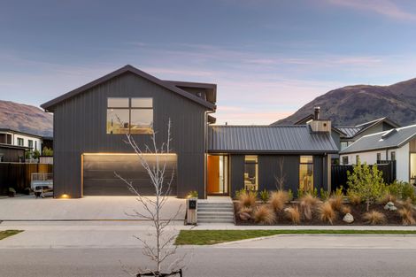 Photo of property in 46 Avalon Station Drive, Wanaka, 9305