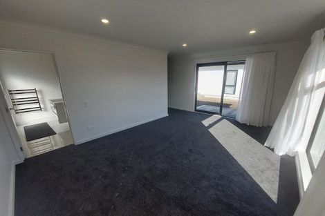 Photo of property in 21 Irvines Track, Halswell, Christchurch, 8025