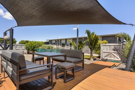 Photo of property in 138 Stent Road, Warea, New Plymouth, 4381